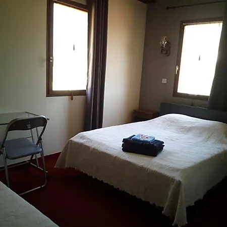 Mas Du Colombier 3* Saint-André-les-Alpes